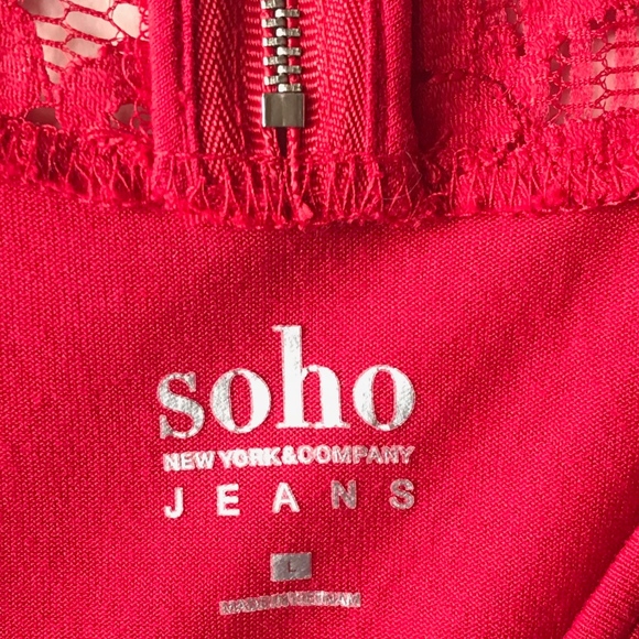 RED LACE BLOUSE BY SOHO! NWOT! - Picture 6 of 6